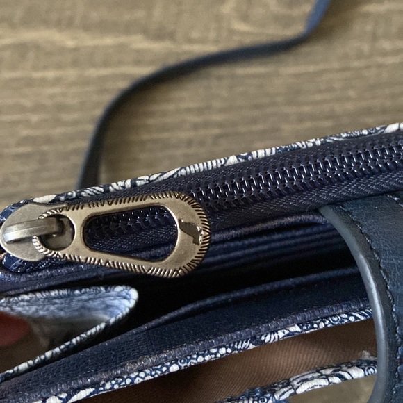 Sakroots Olympic Smartphone Crossbody/Wristlet/Wallet - Navy Spirit Desert - Picture 9 of 16